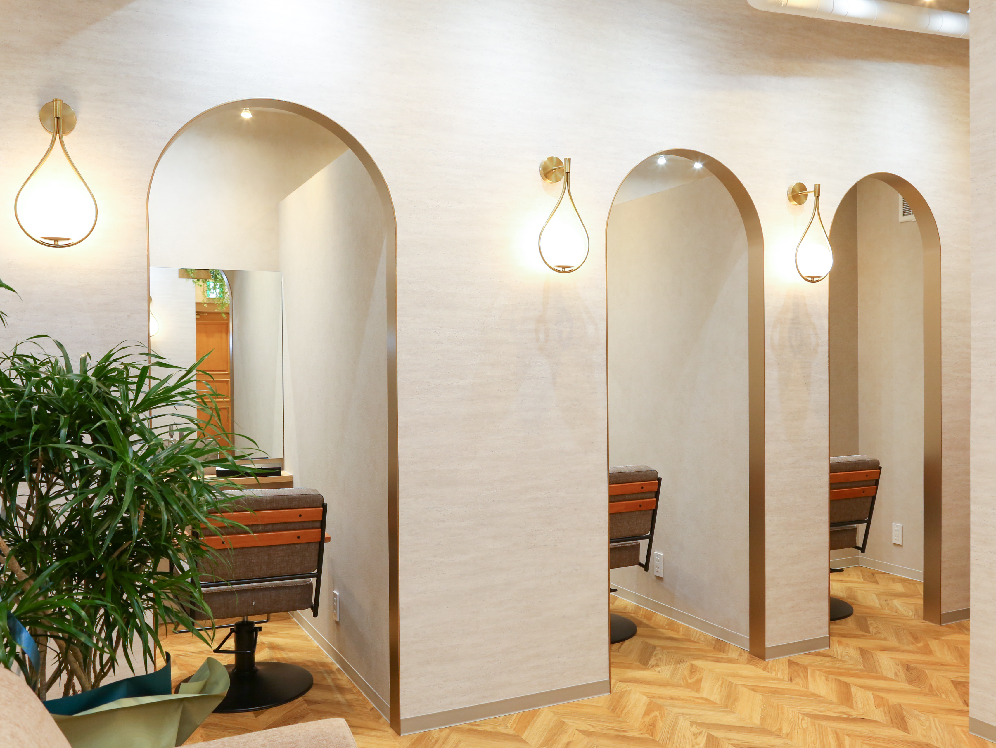 newi hair&treatment大分中央町店舗